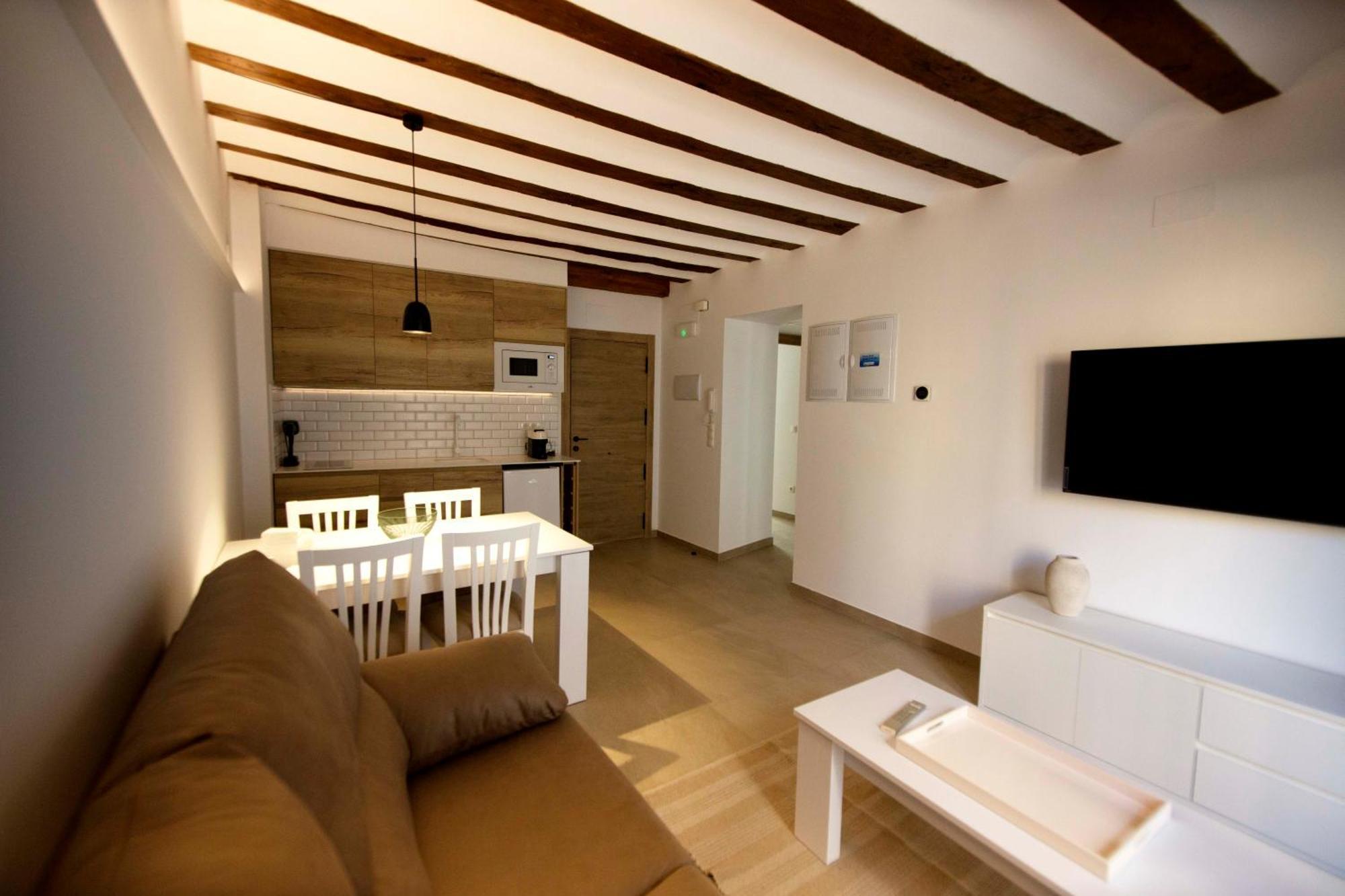 Apartamentos Turisticos La Bodegueta Utiel Esterno foto